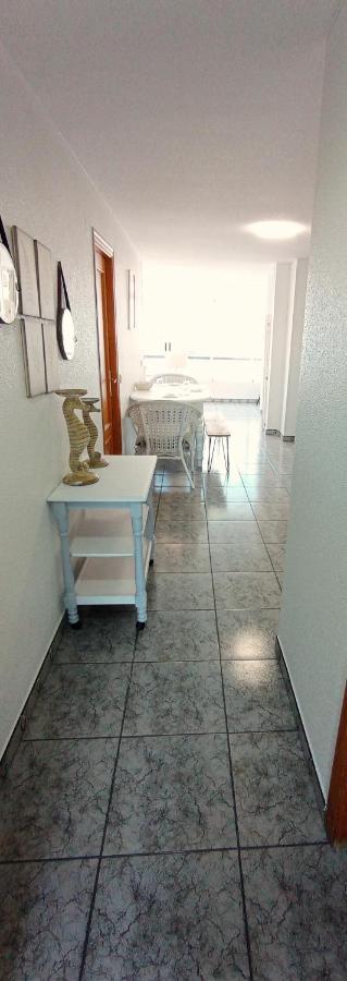 Apartment Mediterraneo, Muy Centrico, En Plaza Triangular, Soleado, Con Jardines Y Piscina Y La Playa Enfrente Andando, Con Parking Exterior Comunitario Benidorm